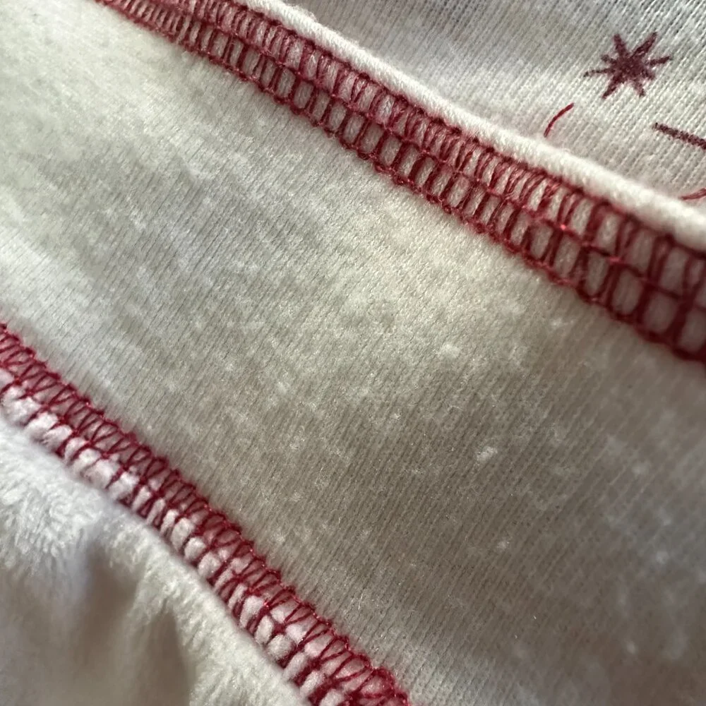 PJ‎ Salvage pajamas sz L fleece white red lips stripes Valentine's day 2 piece